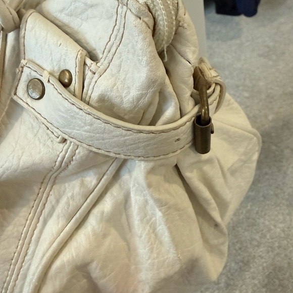 Chic White Leather Satchel - Picture 9 of 15